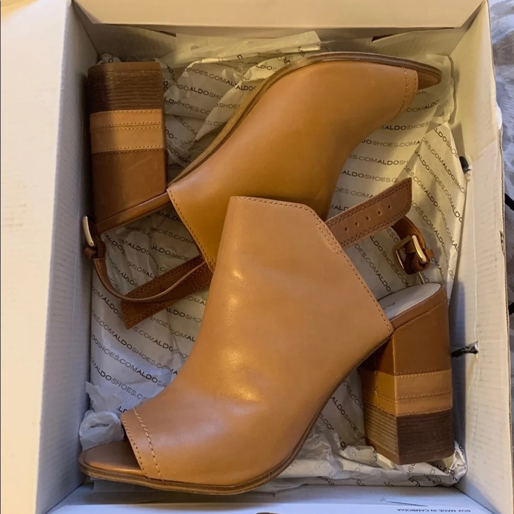 Aldo leather mule heels